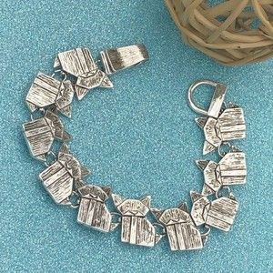 🌼 Origami Look Kitty Cat Silver Clasp Bracelet